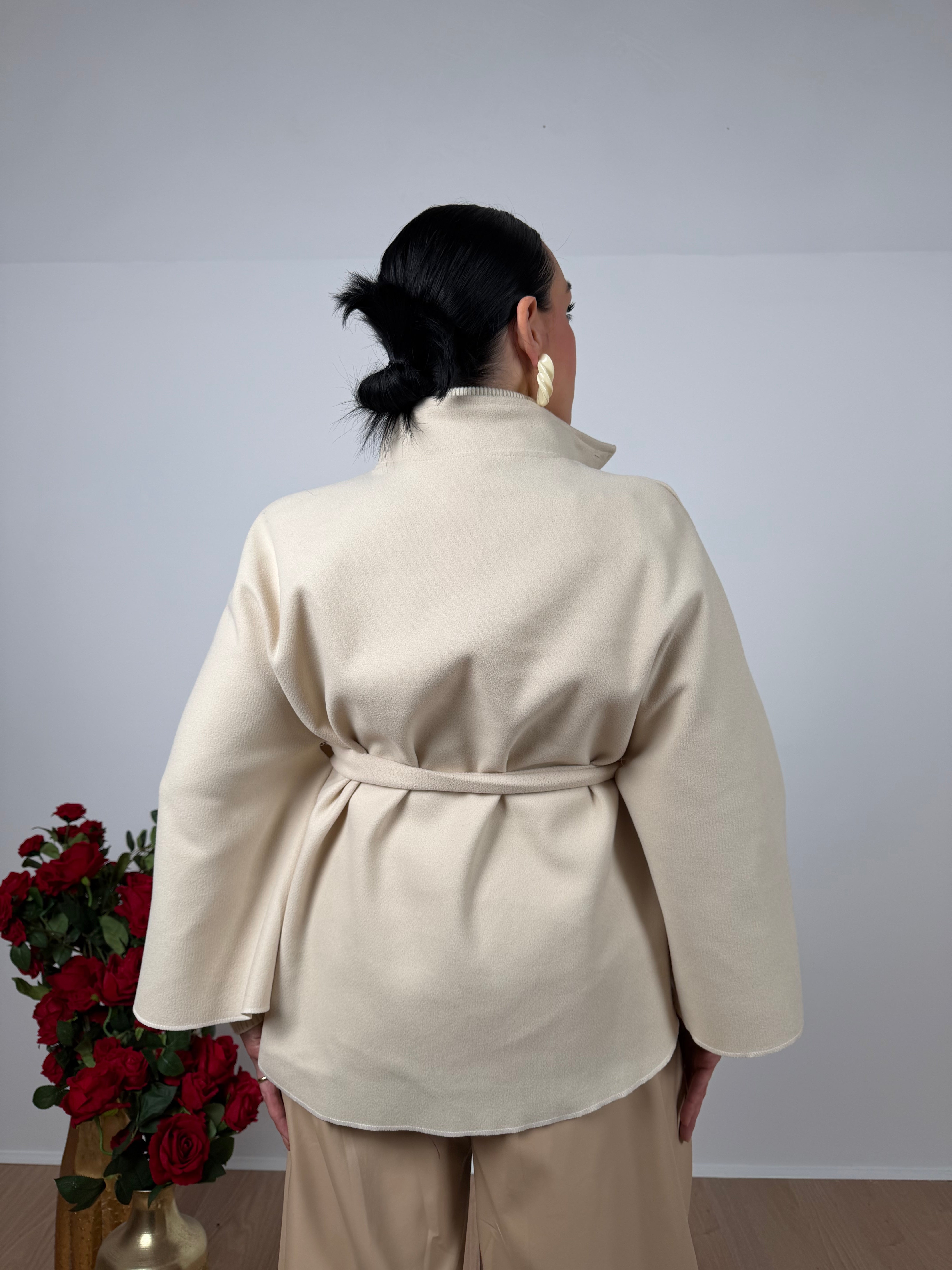 Mantella Anastasia (veste anche curvy)