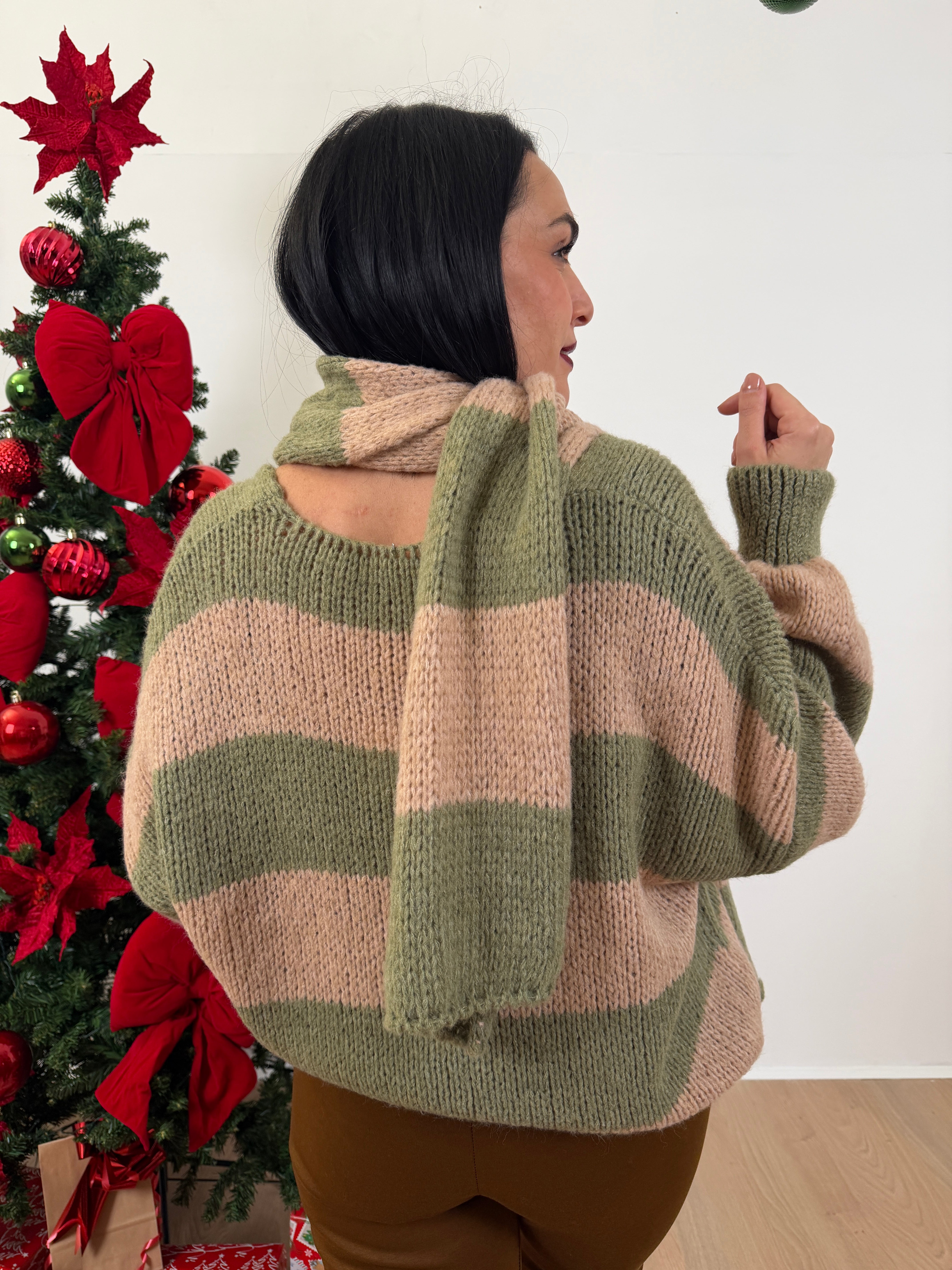 Coquette Maglione e sciarpa ( veste anche curvy)