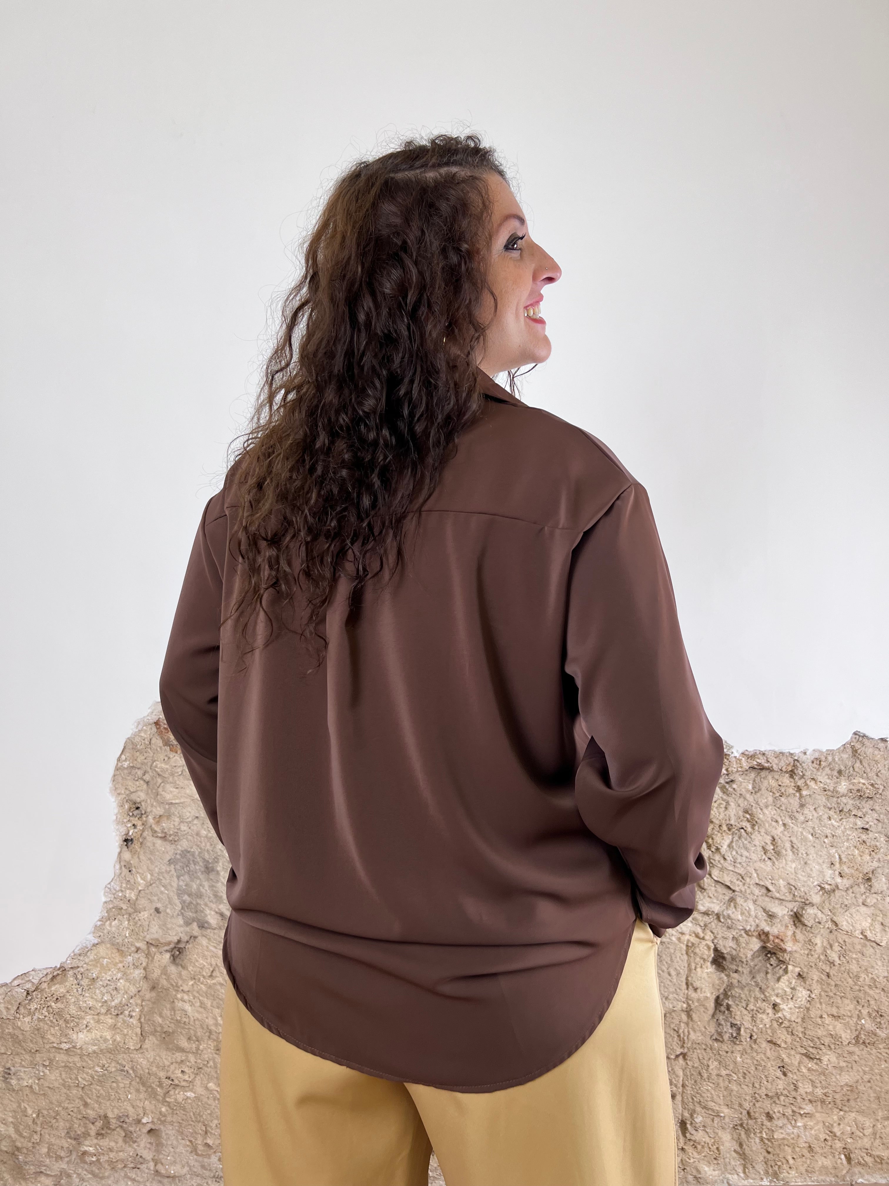 Camicia Nives (veste anche curvy)