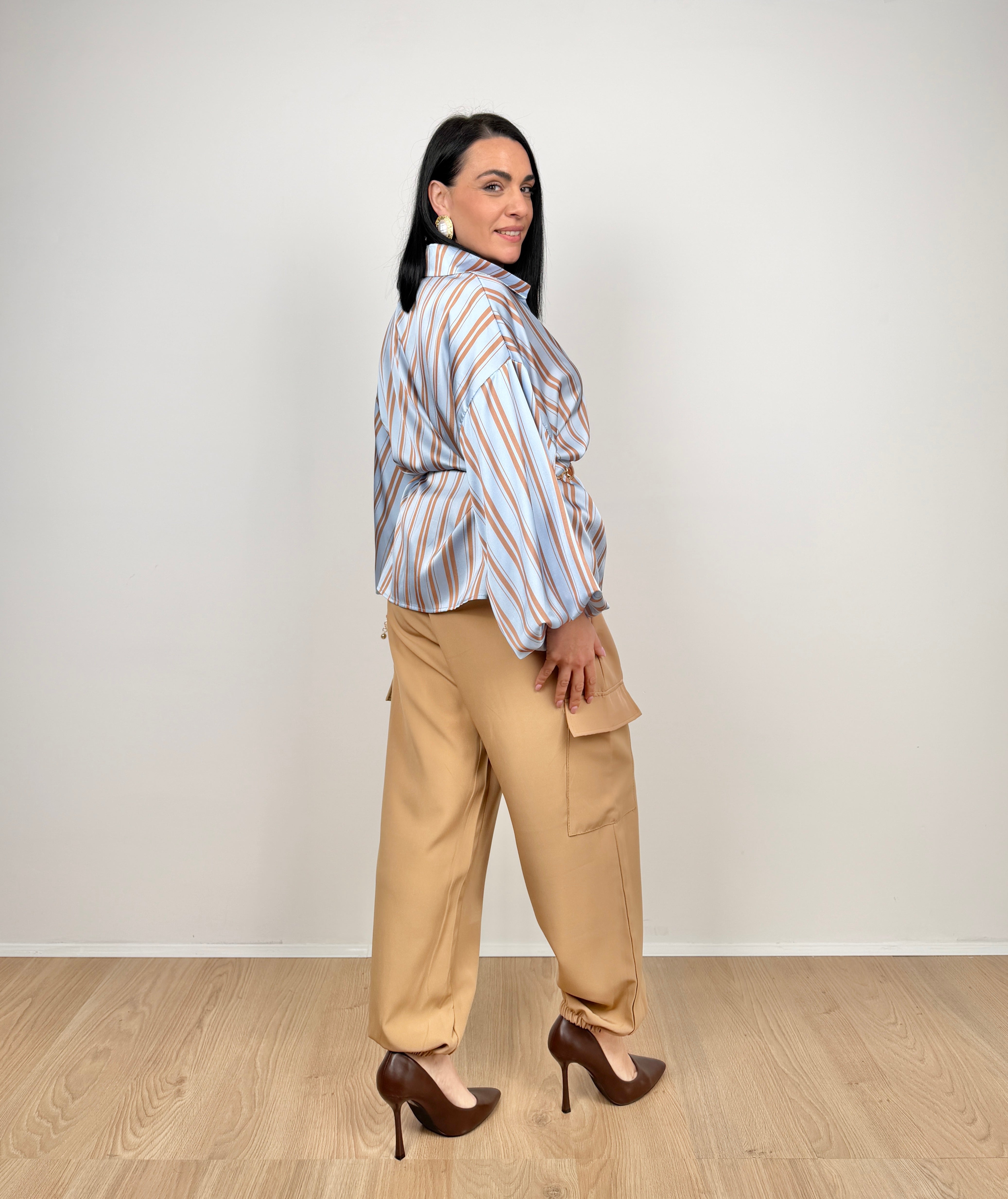 Camicia Camelia (veste anche curvy)