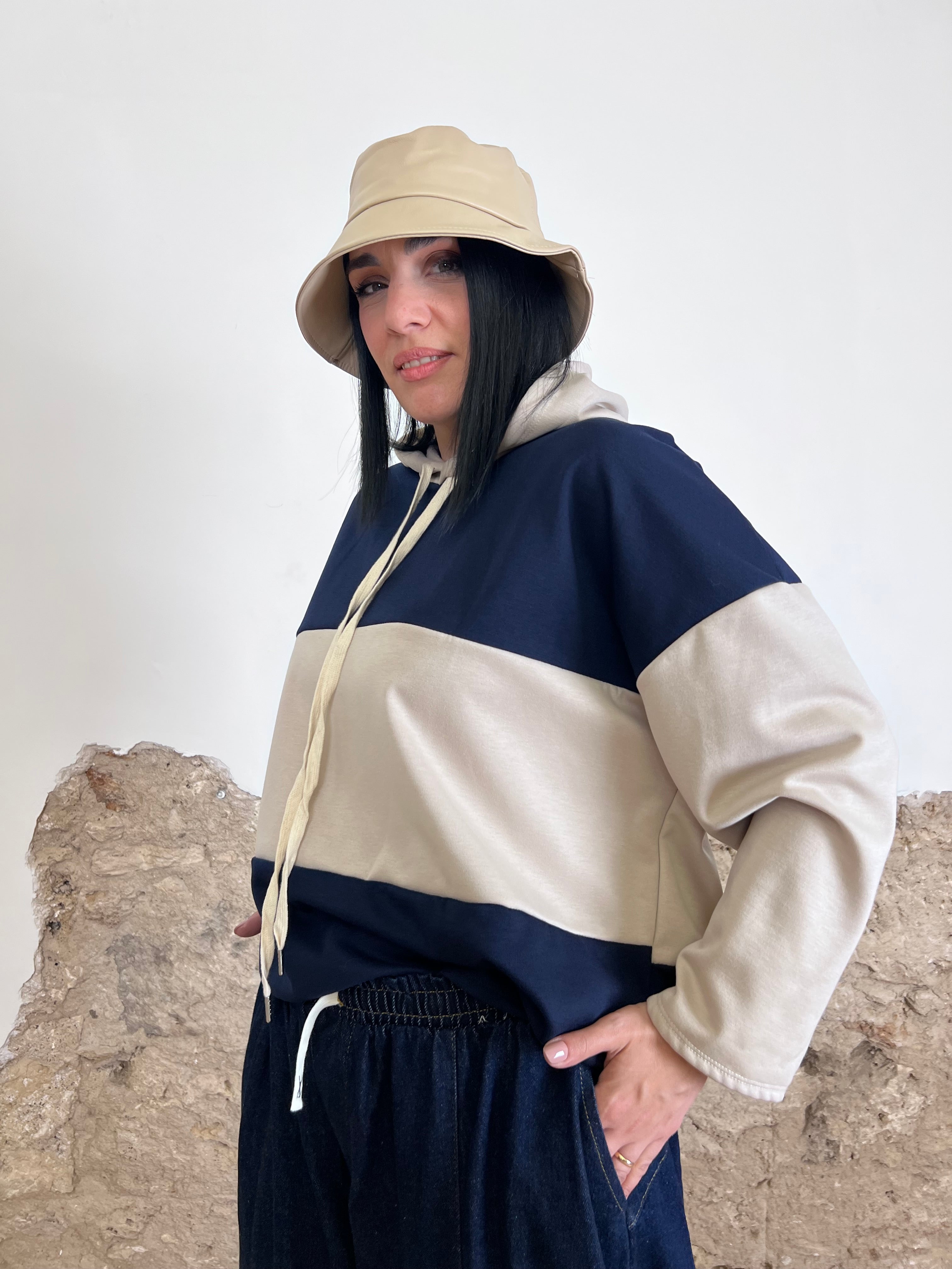 Felpa Basic D. (veste anche curvy)