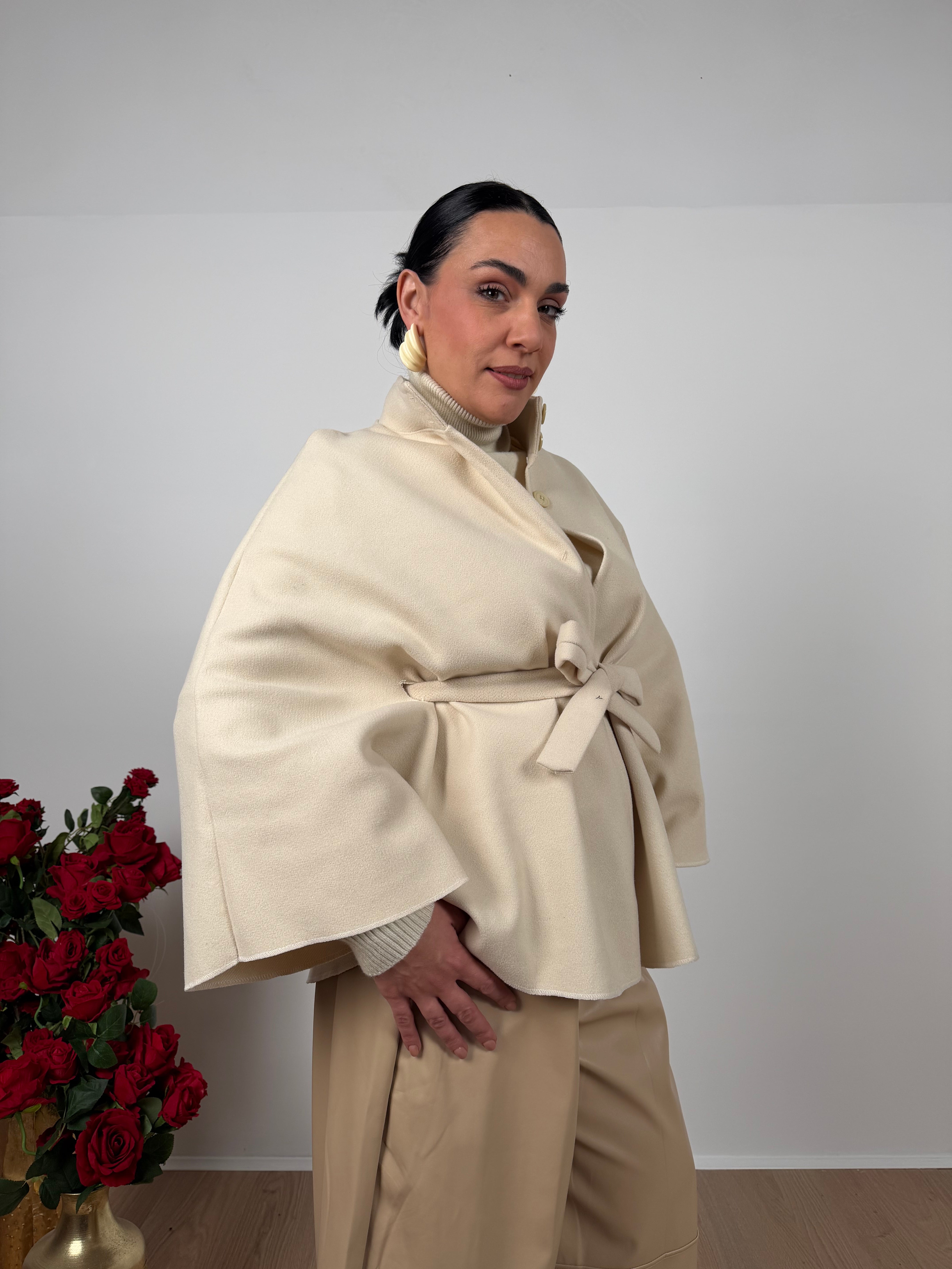 Mantella Anastasia (veste anche curvy)