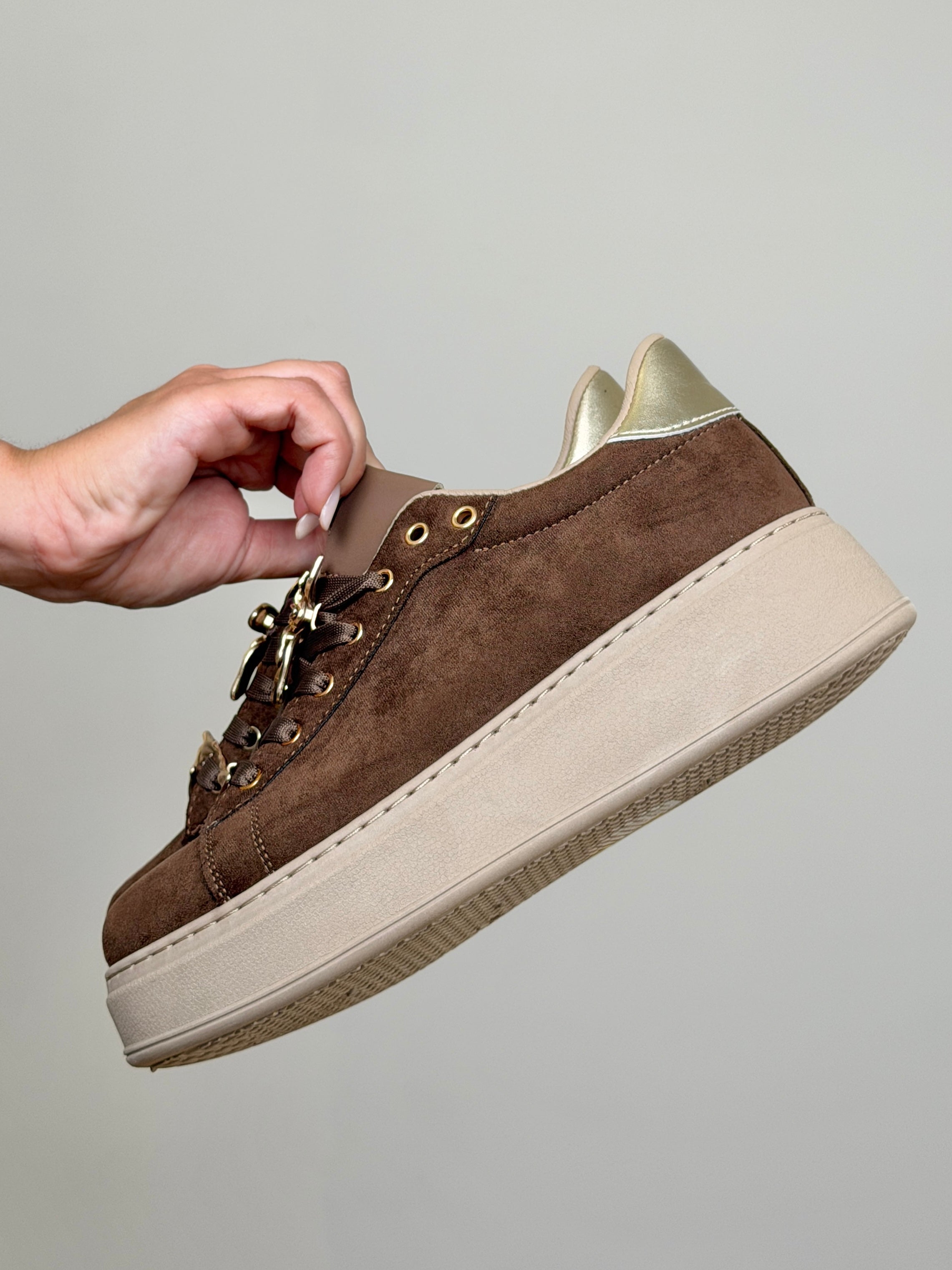 Sneakers Akoy