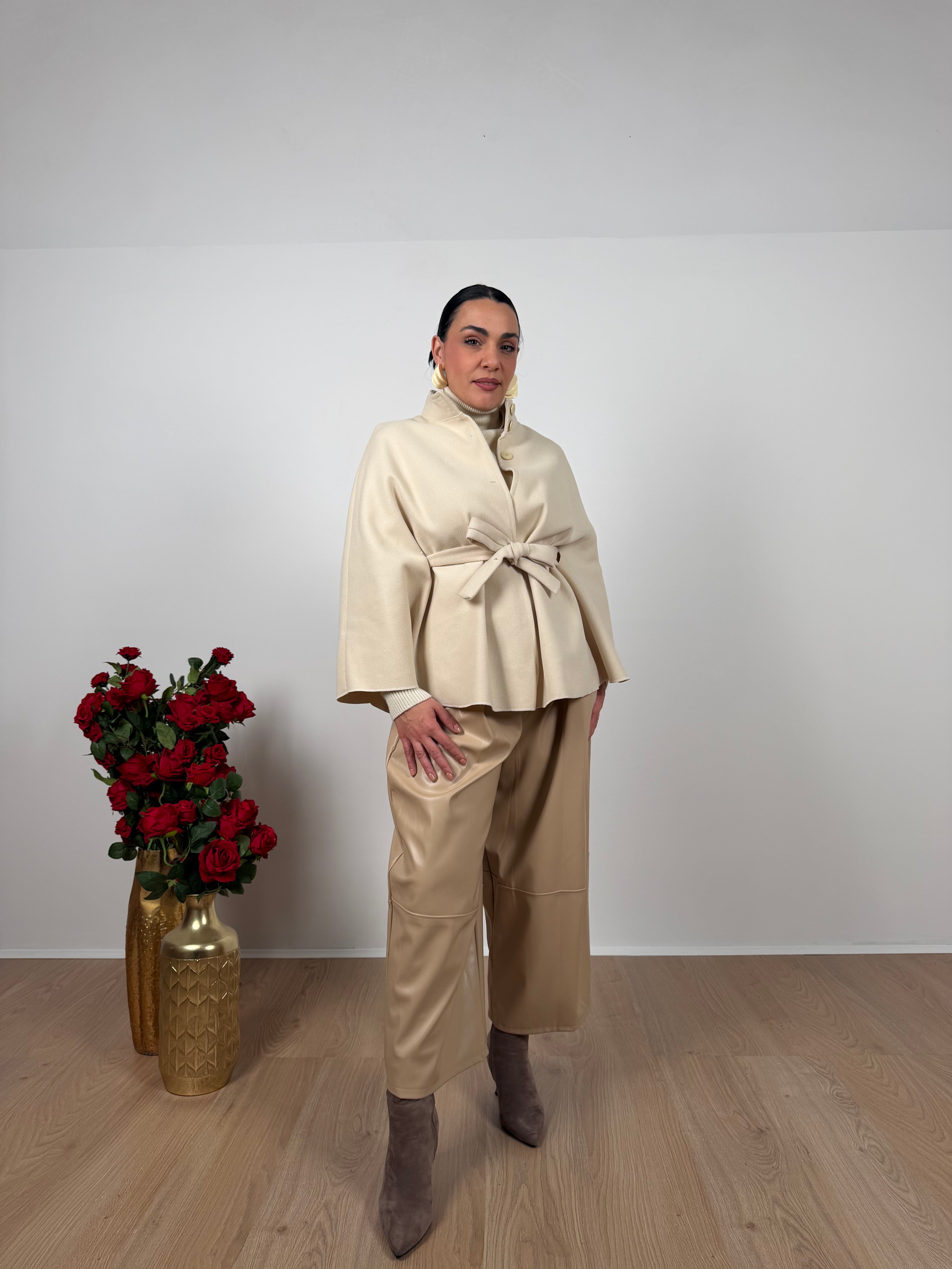 Mantella Anastasia (veste anche curvy)