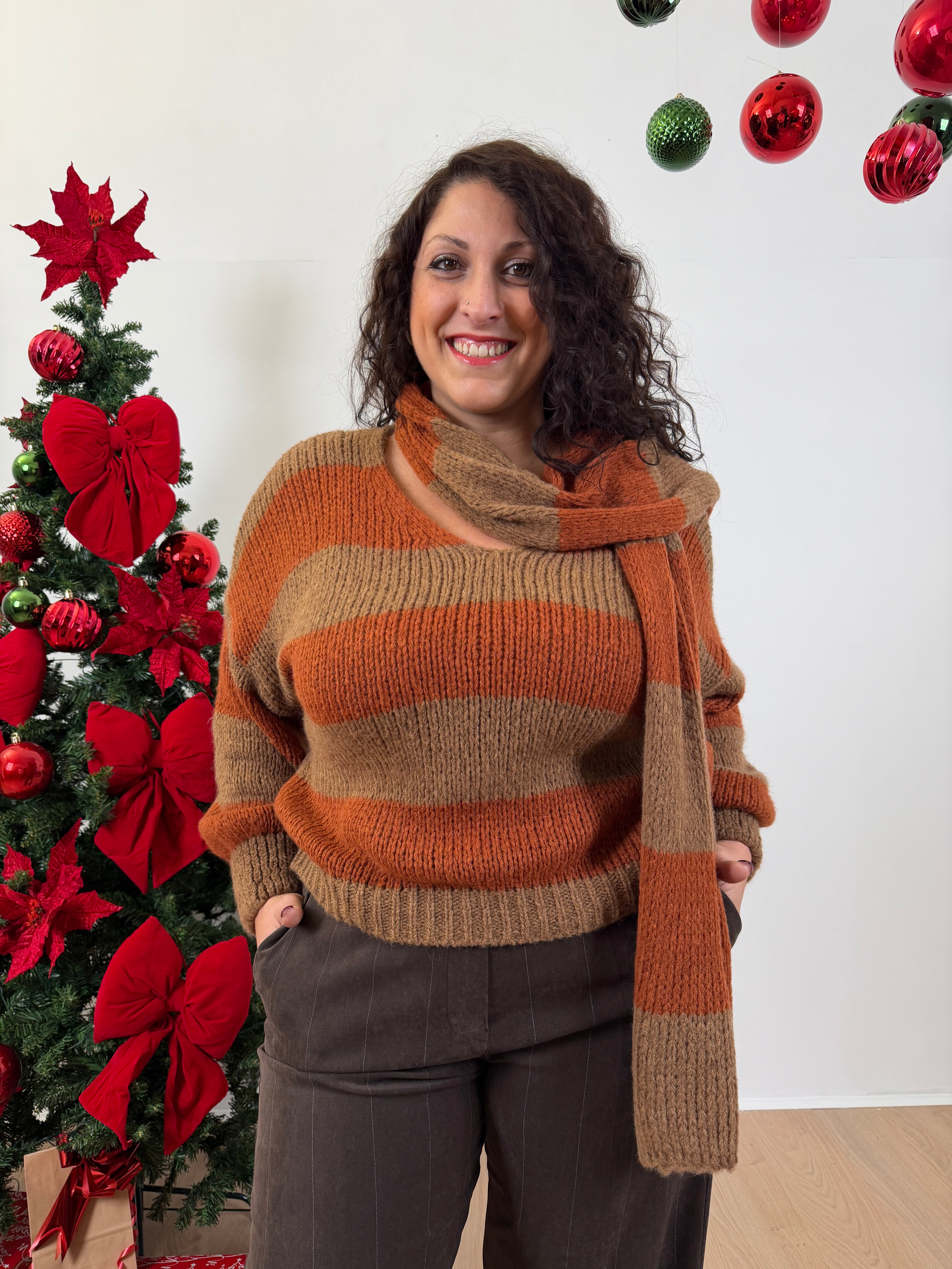 Coquette Maglione e sciarpa ( veste anche curvy)